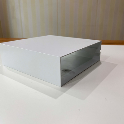 Soundproof ανώτατο όριο 300x100x1000mm διαφραγμάτων κιβωτίων Alumimum άσπρο