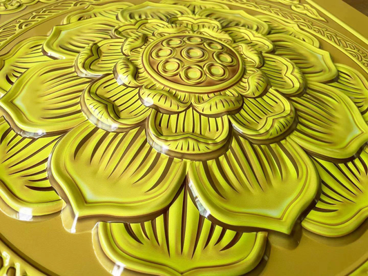 600x600mm Μεταλλική οροφή αλουμινίου 3D Temple Board Gold Foil Buddha Hall Lotus