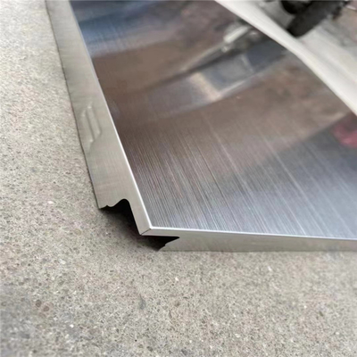 Κρυφό κλιπ σε πλακάκι οροφής 600x600mm από ανοξείδωτο ατσάλι